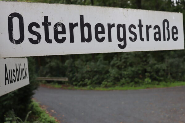 Straßenschild Osterbergstraße Rastede